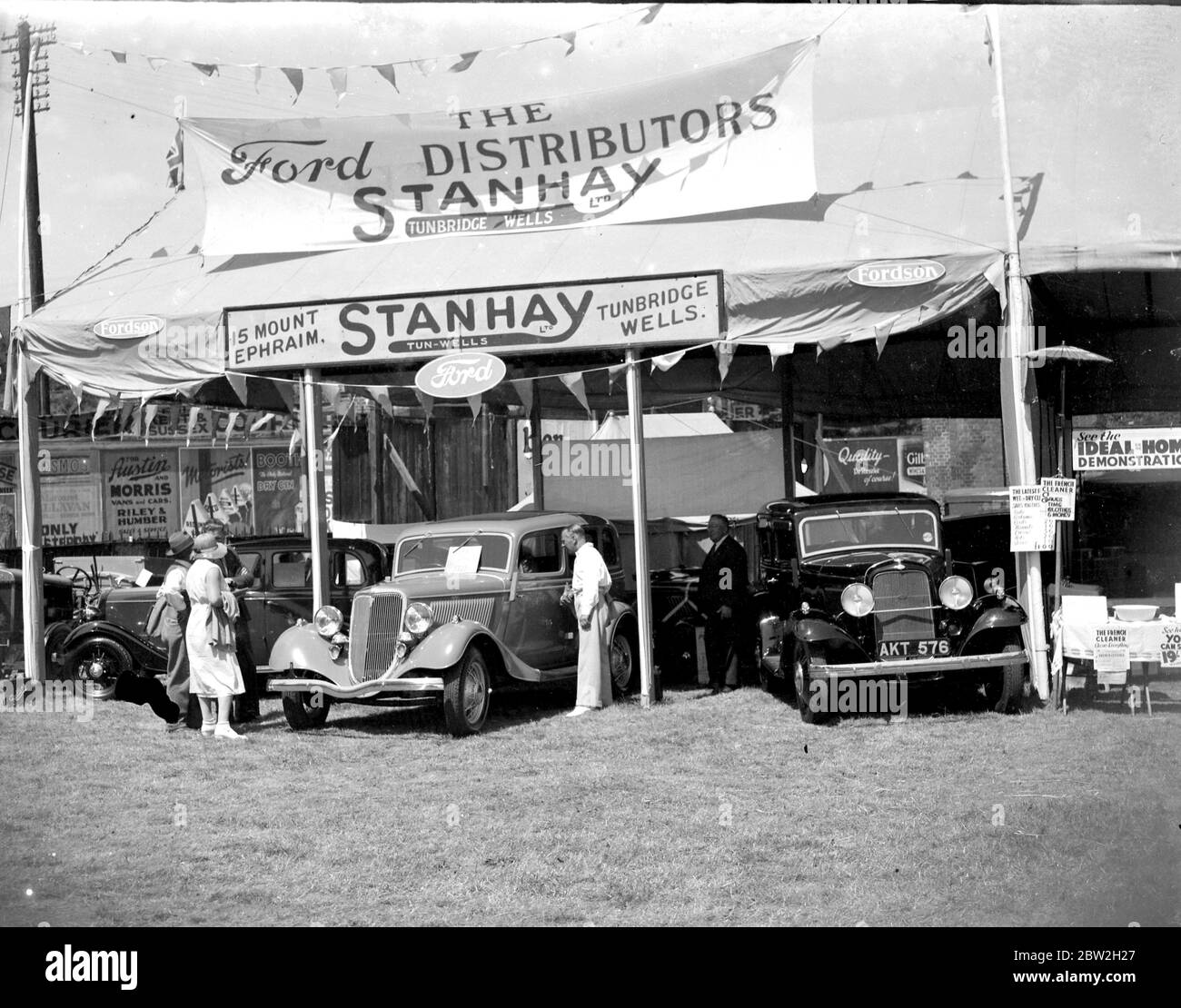 Lo stand Bedford Trucks al Tunbridge Wells Show. 1934 Foto Stock