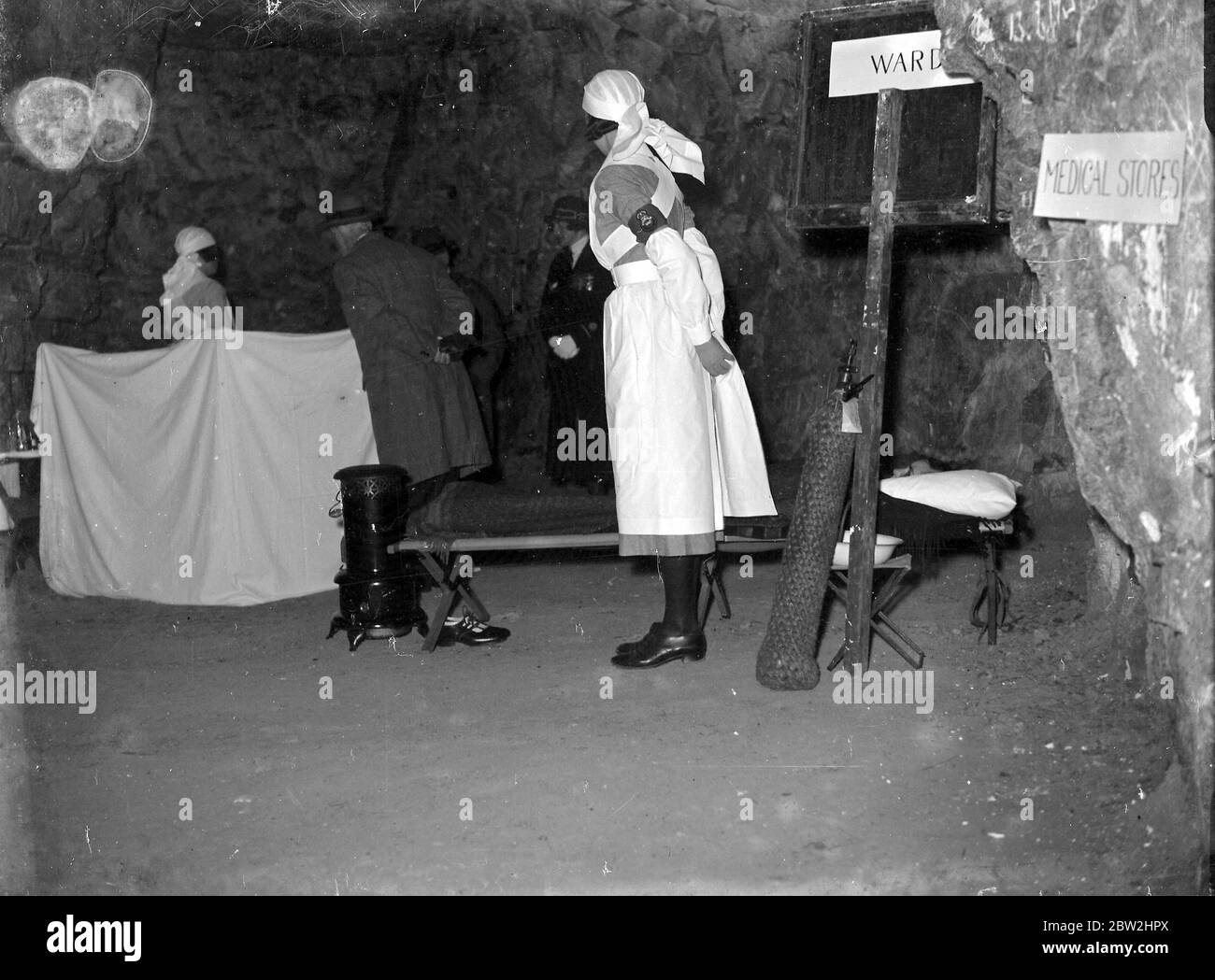 Attacco di gas (grotte di Chislehurst). 1934 Foto Stock