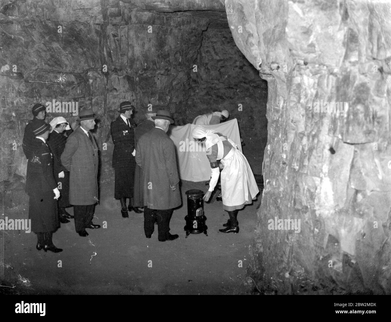 Attacco di gas (grotte di Chislehurst). 1934 Foto Stock