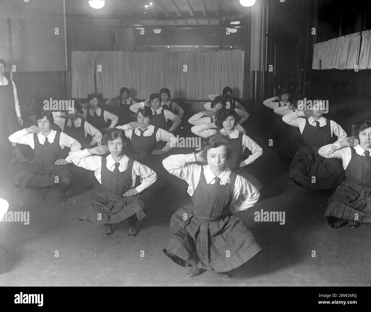 Scuola di proseguimento Selfridge. Cultura fisica. 27 febbraio 1920 Foto Stock