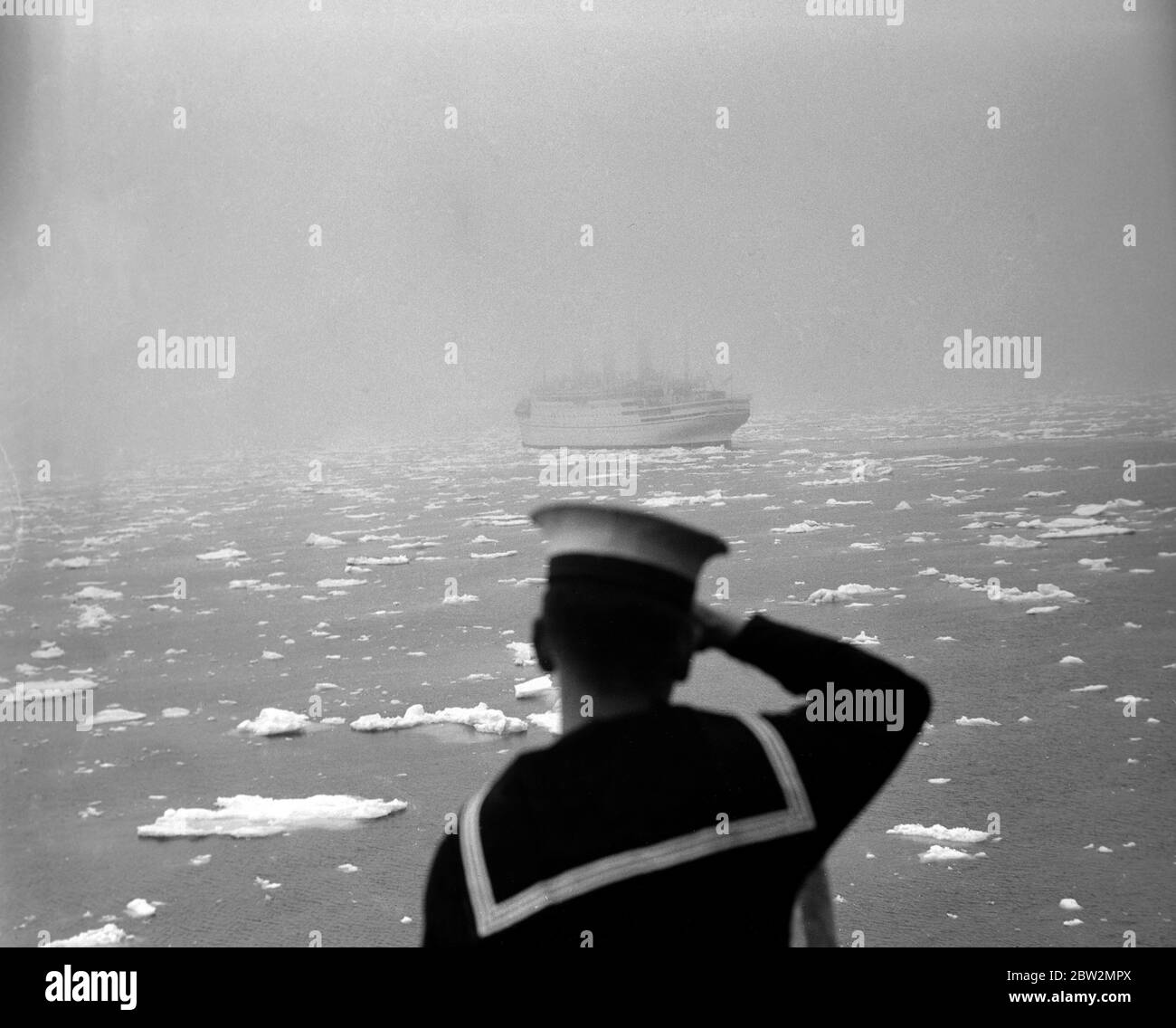 Il giro reale del Canada e degli Stati Uniti da re George VI e la regina Elisabetta 1939 - nebbia maltempo E ghiaccio nell'Atlantico settentrionale Foto Stock