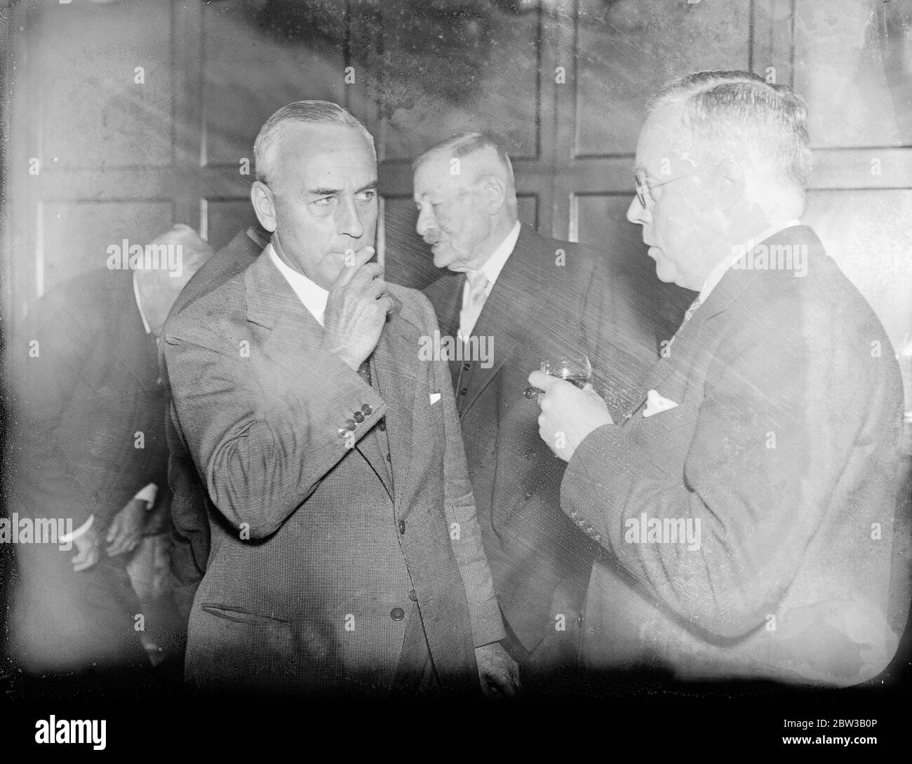Sir Shenton Thomas , il nuovo governatore della British Malaya , partecipa all'accoglienza a Londra . 5 ottobre 1934 Foto Stock