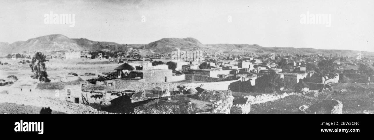 Inizia l'anticipo italiano su Makale . Il Castello di Re Giovanni a Makale . 1 novembre 1935 Foto Stock