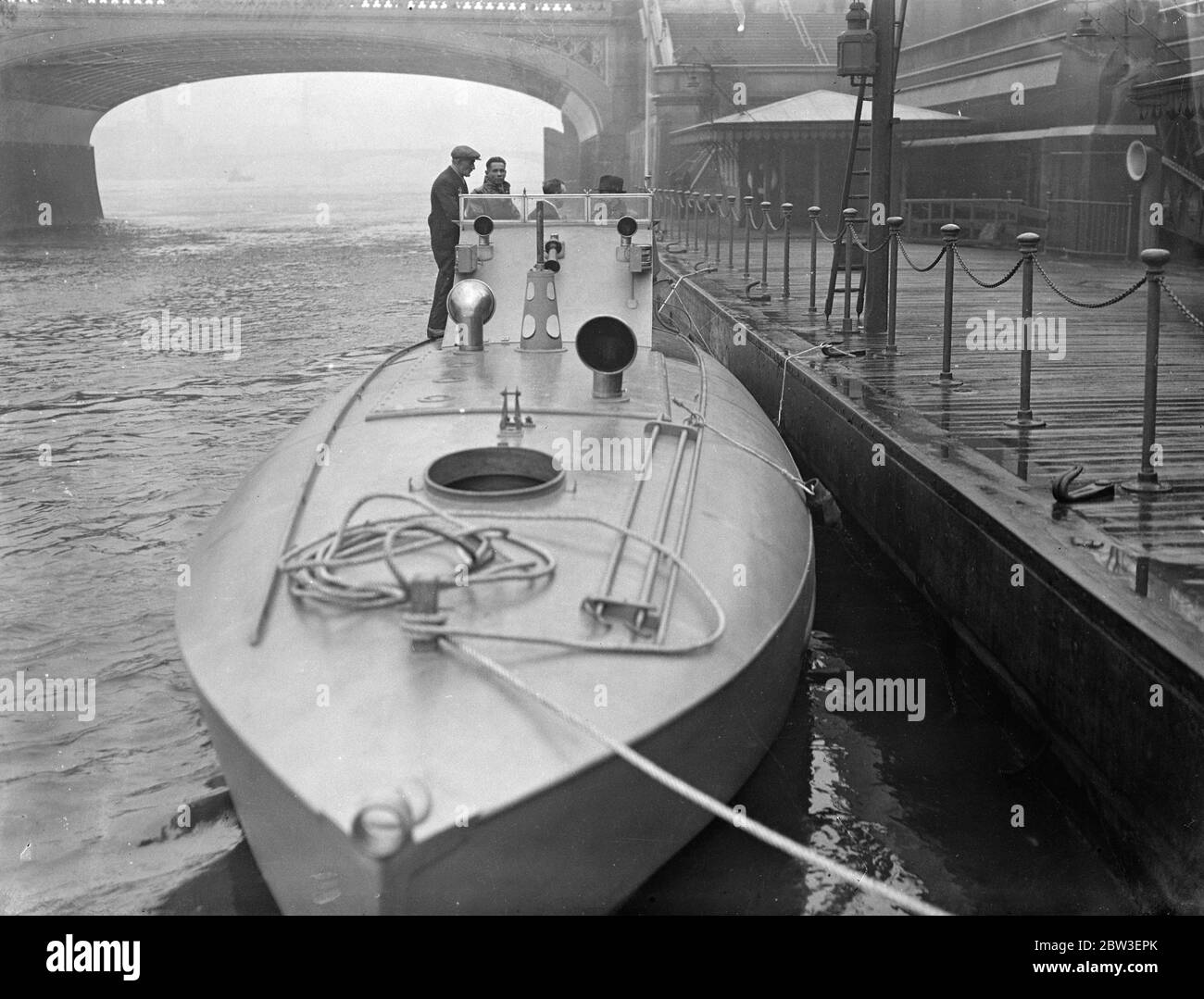 Prima delle nuove barche da siluro a 60 mph per Siam , testate sul Tamigi . 11 gennaio 1935 Foto Stock
