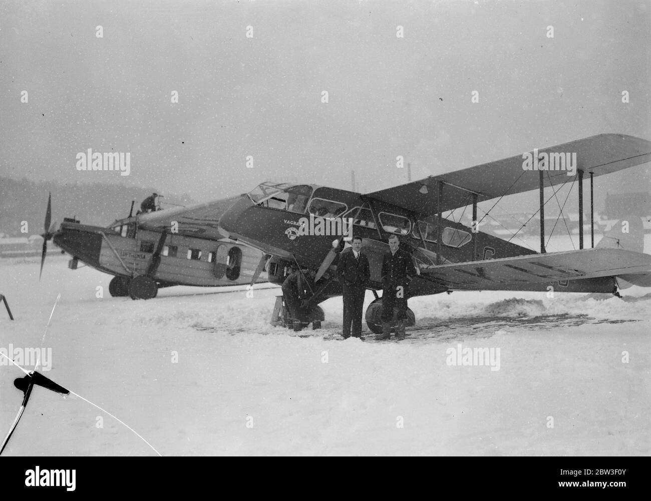 Il plebiscito di Saar . Foto di aerodromo nella Saar con la pista coperta di neve . 13 gennaio 1935 Foto Stock