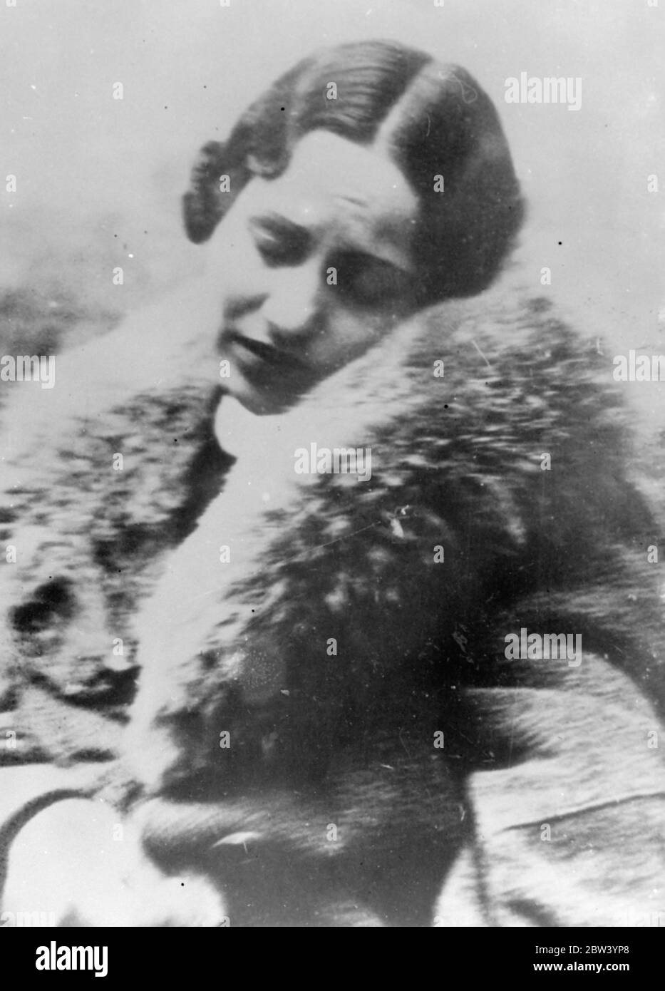 La principessa Concetta Leone de Nageratze, fotografata subito dopo essere stata arrestata e acccarica di assassinio del marito il Principe Vladimir Negeratze, un principe georgiano, a Città del Messico. La coppia era stata separata per diversi mesi e la polizia ritiene che la principessa fosse gelosa di un'altra donna. La principessa è la madre di due figli. 11 dicembre 1936 Foto Stock