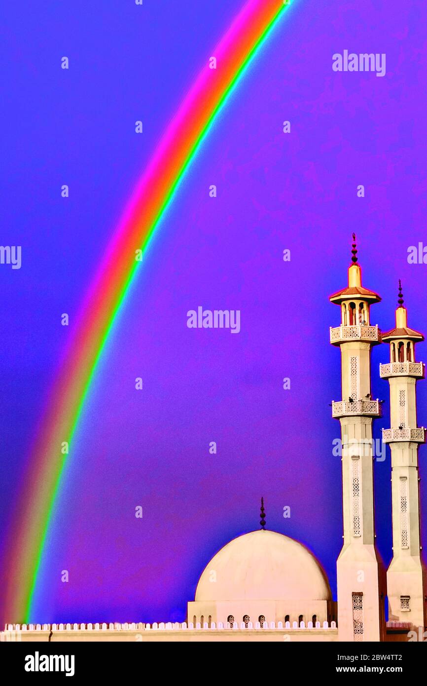 Una meravigliosa, bella, colorata, foto della moschea con minareto e cupola, utilizzata come illustrazione, carta da parati, astratto, sfondo, carte, design, Foto Stock