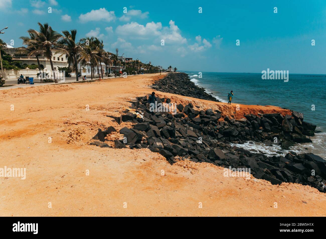 Una costa vuota a Pondicherry, sulla costa orientale dell'India Foto Stock