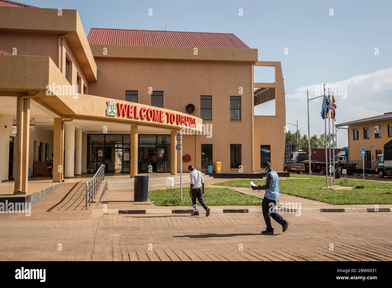 Elegu, Uganda. 28 Maggio 2020. Il confine terrestre tra Uganda e Sudan meridionale è ora chiuso a tutti tranne i camionisti. Credit: SOPA Images Limited/Alamy Live News Foto Stock