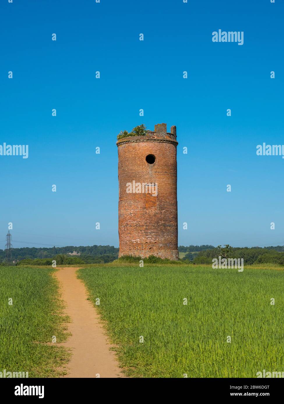 Sentiero a Wilders Folly, Tilehurst, Reading, Berkshire, Inghilterra, Regno Unito, GB. Foto Stock