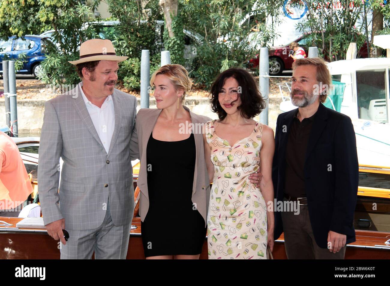 VENEZIA, ITALIA - SETTEMBRE 01: John C. Reilly, Kate Winslet, Yasmina Reza e Christoph Waltz arrivano alla fotocellula 'Carnage' Foto Stock
