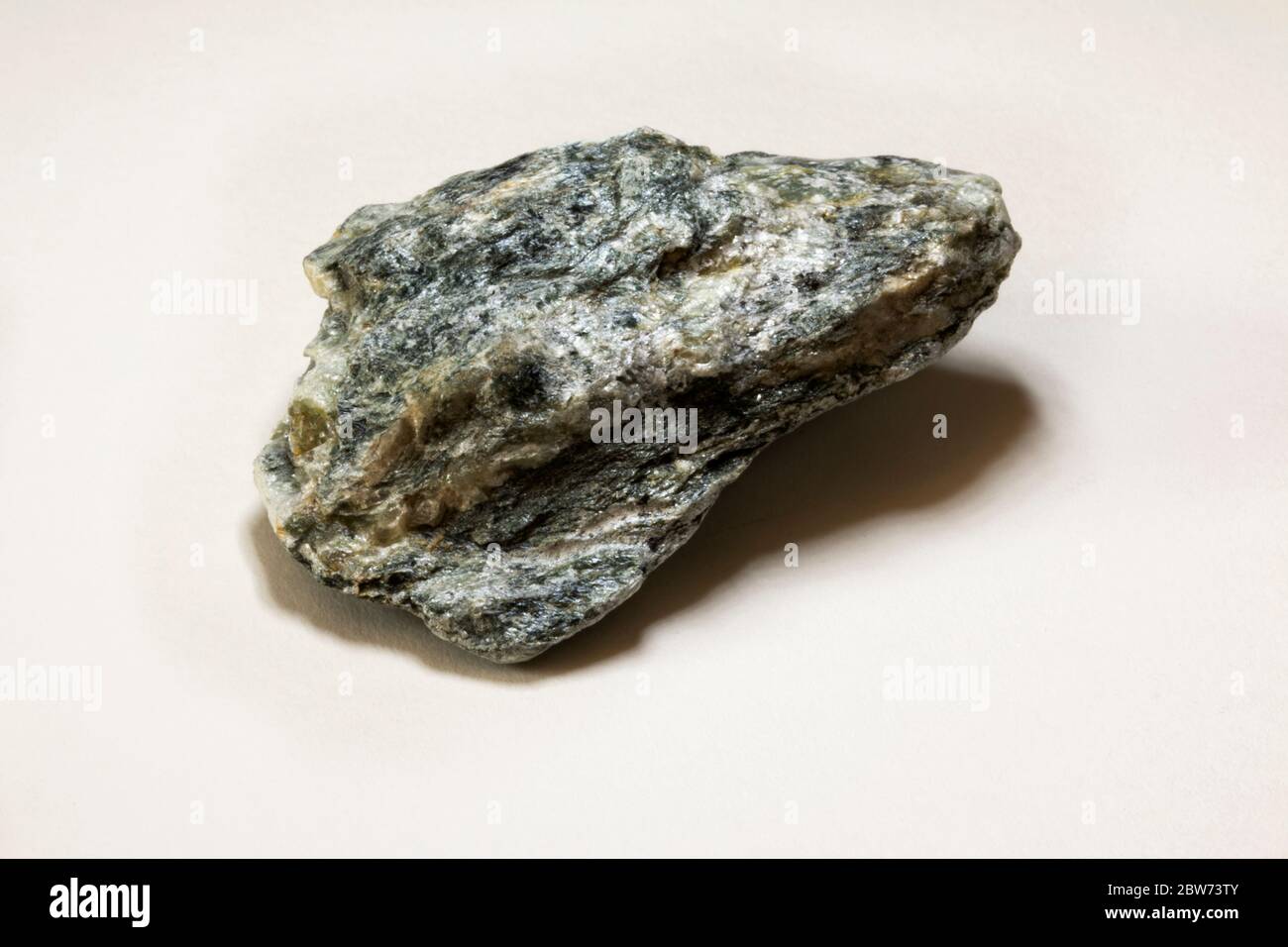 Minerale di talco della Cina, che fa parte della scala di durezza di Moh (numero uno) Foto Stock