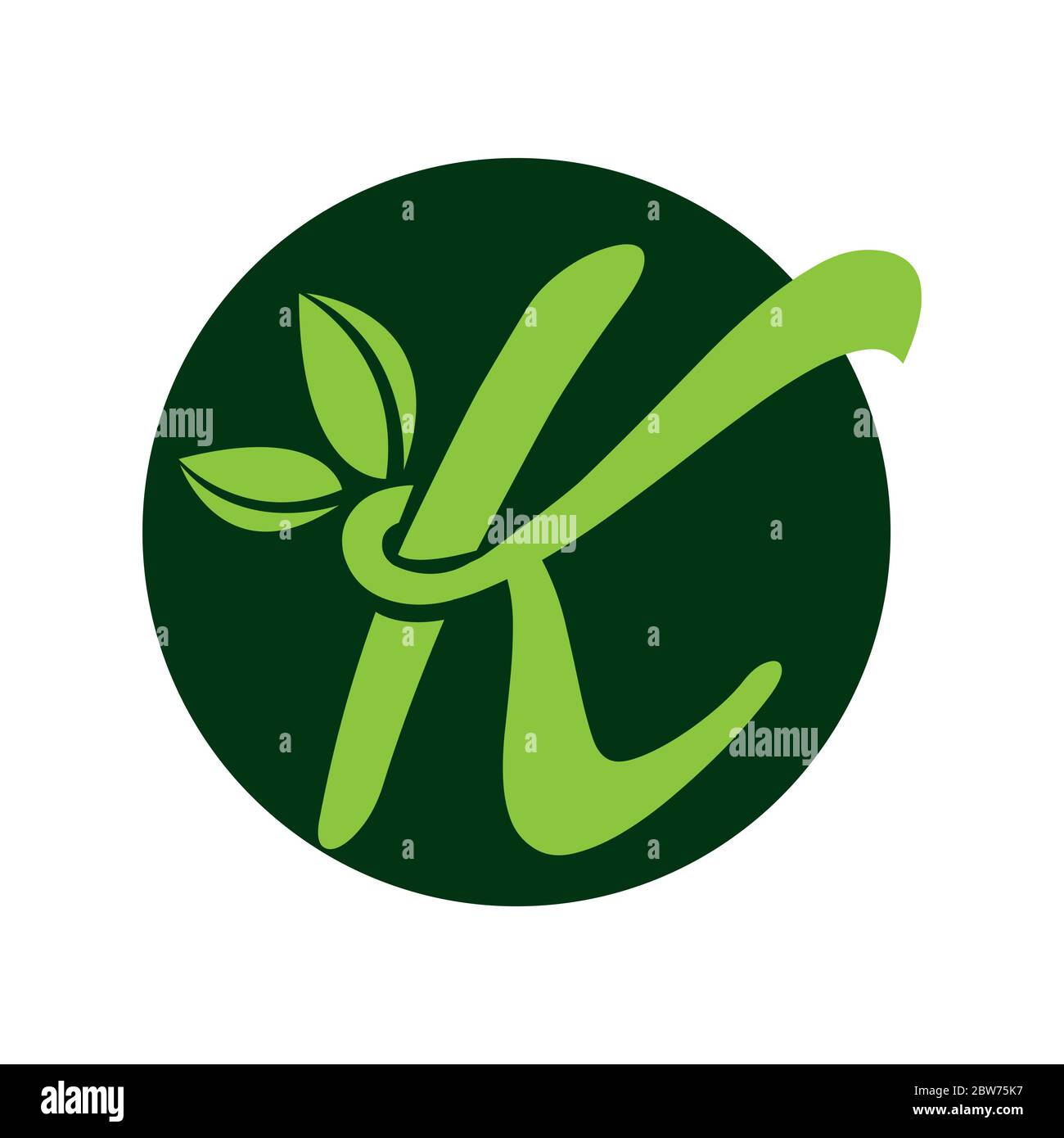 Lettera naturale K moderno alfabeto vettore di simbolo verde con foglia. Logo verde K con lettera a foglia organica. Illustrazione vettoriale EPS.8 EPS.10 Illustrazione Vettoriale