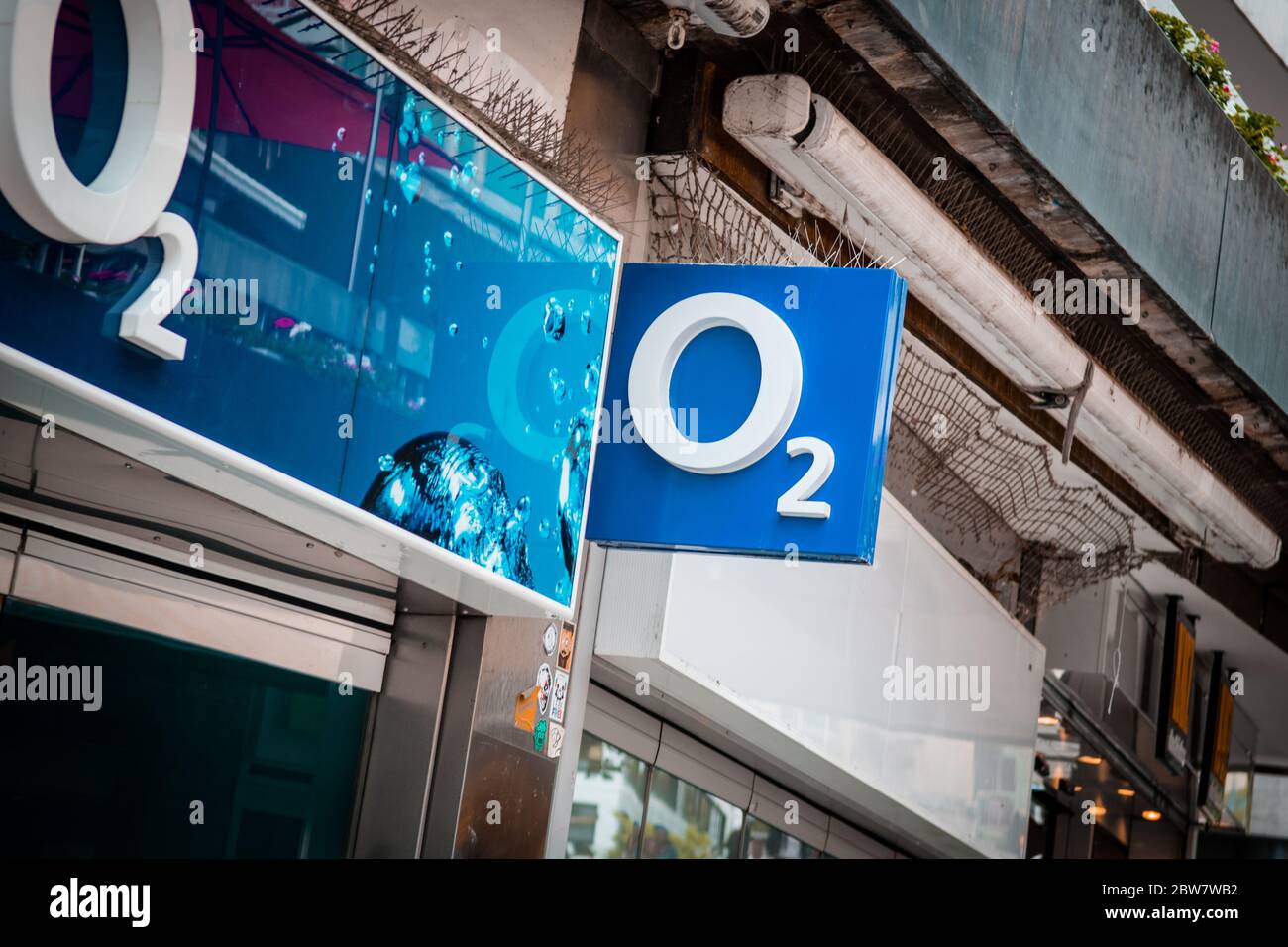 Logo von O2. O2 ist Teil von telefonica Foto Stock