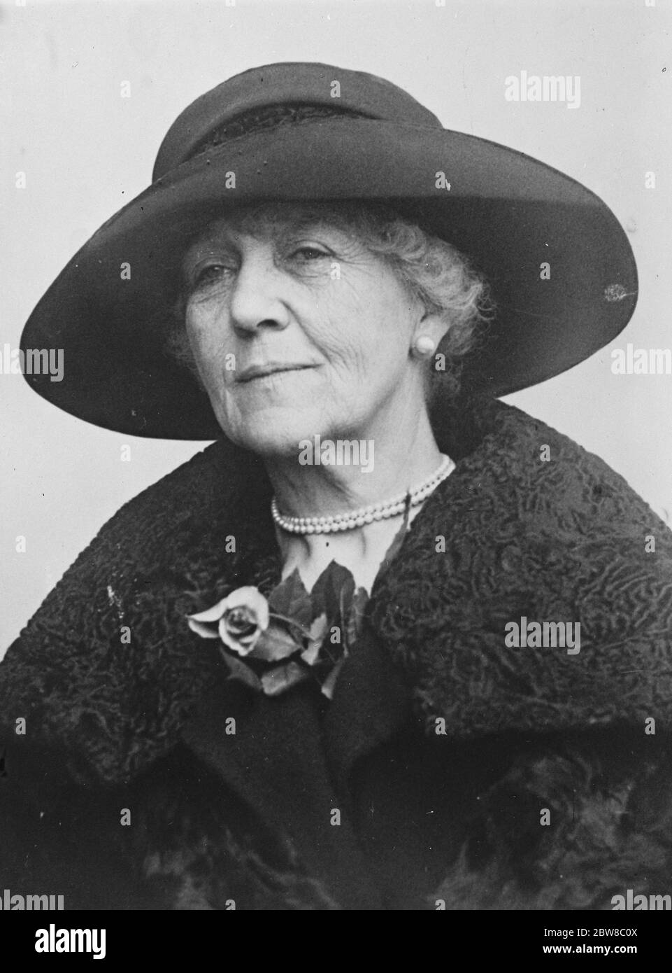 La sig.ra W K Vanderbilt, che ha proposto dinanzi alla Sacra Romana Rota un motivo per L' annullamento del suo matrimonio. 23 Novermber 1926 Foto Stock