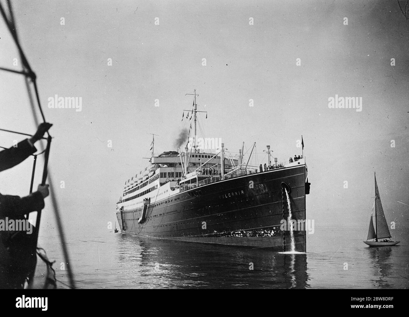 La nave da trasporto, la SS Vulcania, della linea italiana di Cosulich. Gennaio 1929 Foto Stock