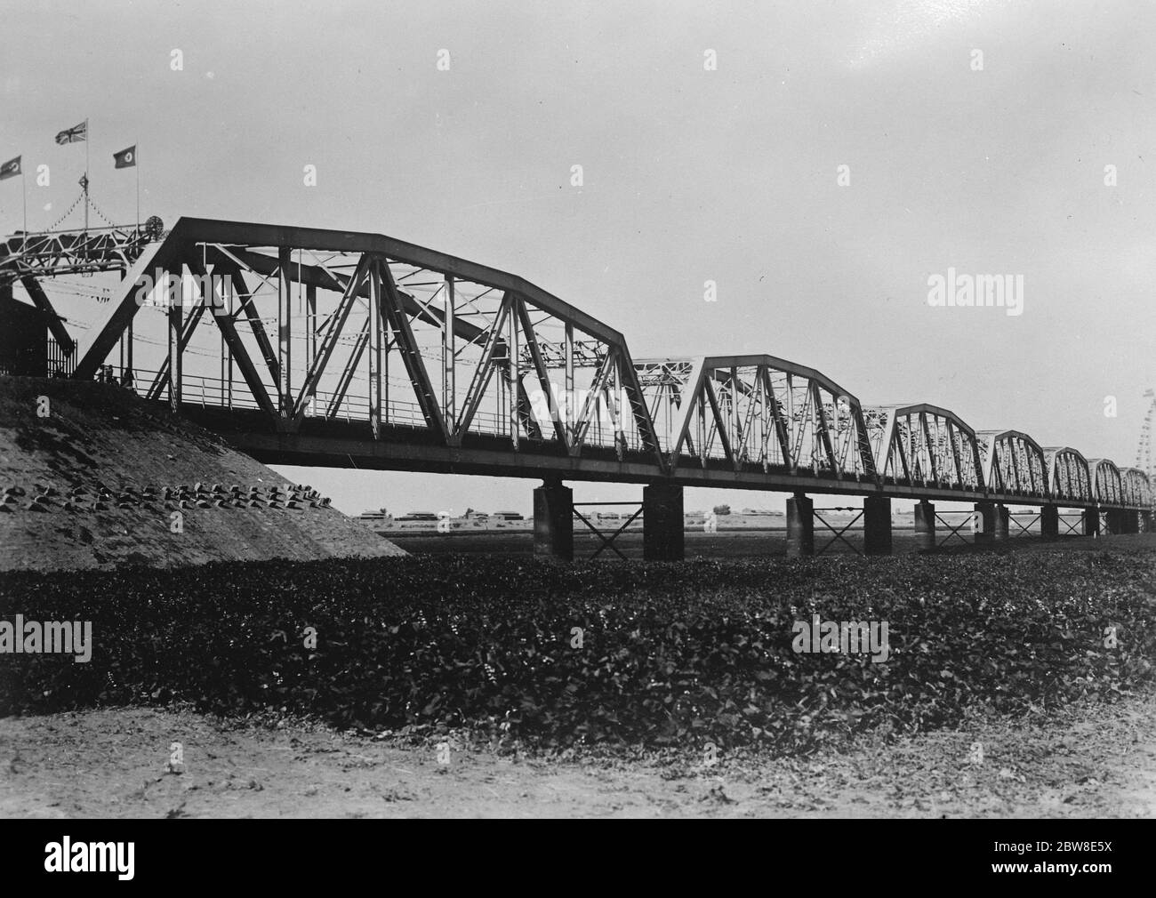 Il Ponte di Khartoum è stato aperto in Sudan . Una vista del nuovo ponte dopo la cerimonia di apertura. 1 febbraio 1928 Foto Stock