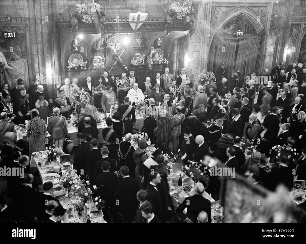 Visita del Re e della Regina dell'Afghanistan nella Città . Il Re e la Regina e il Sindaco del Signore alla Guildhall di Londra . 14 marzo 1928 Visita dello stato di Re Amanullah e della Regina Soiriya Foto Stock