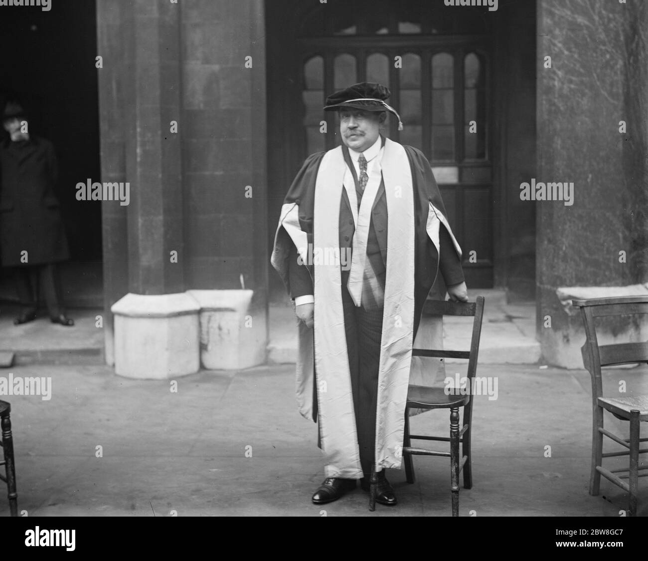 M Pailleve , Ministro francese della guerra , ha conseguito una laurea honoris presso l'Università di Cambridge . M Pailleve . 16 novembre 1927 Foto Stock