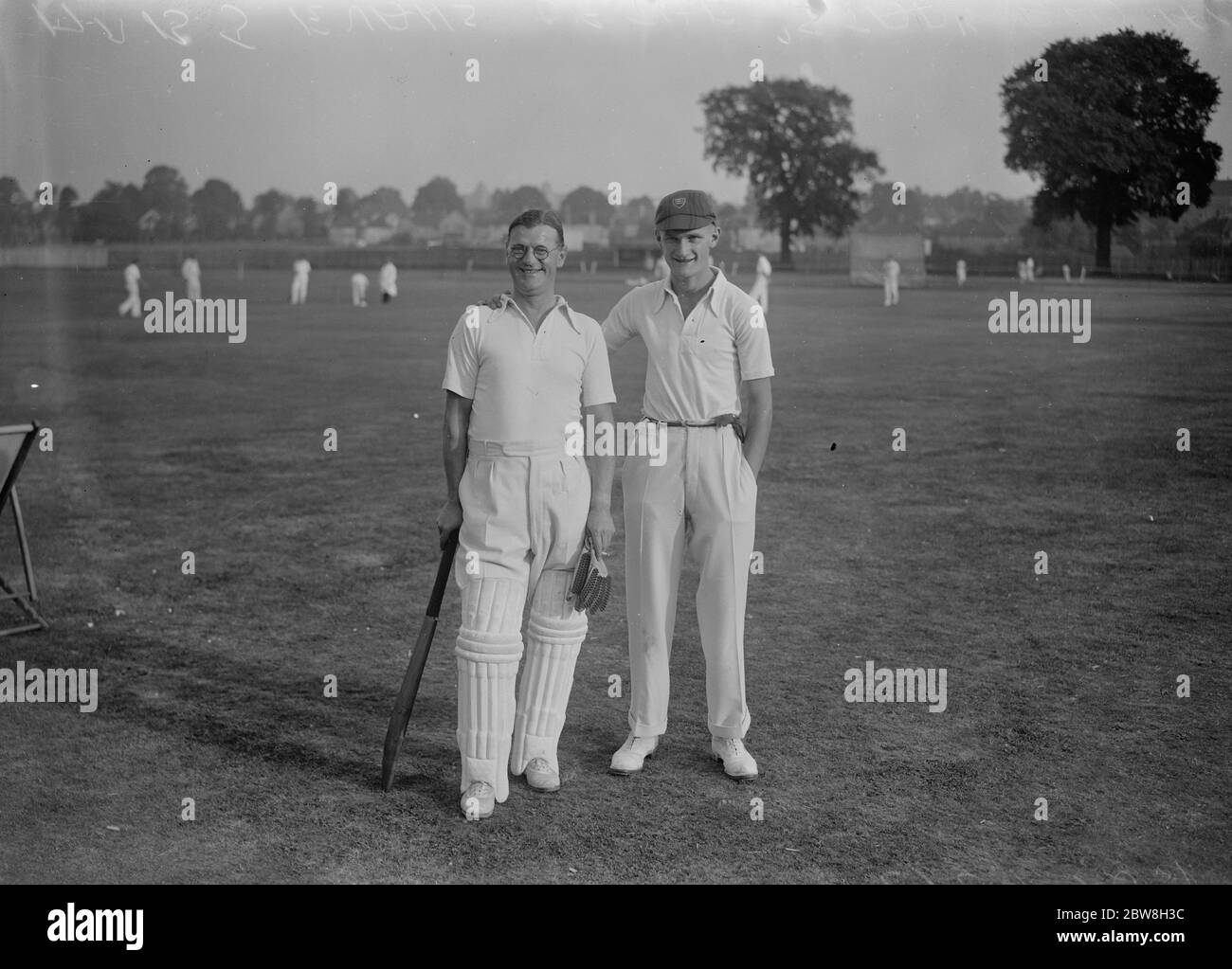 J Evans della stella e suo figlio David a Wembley . 13 agosto 1933 Foto Stock