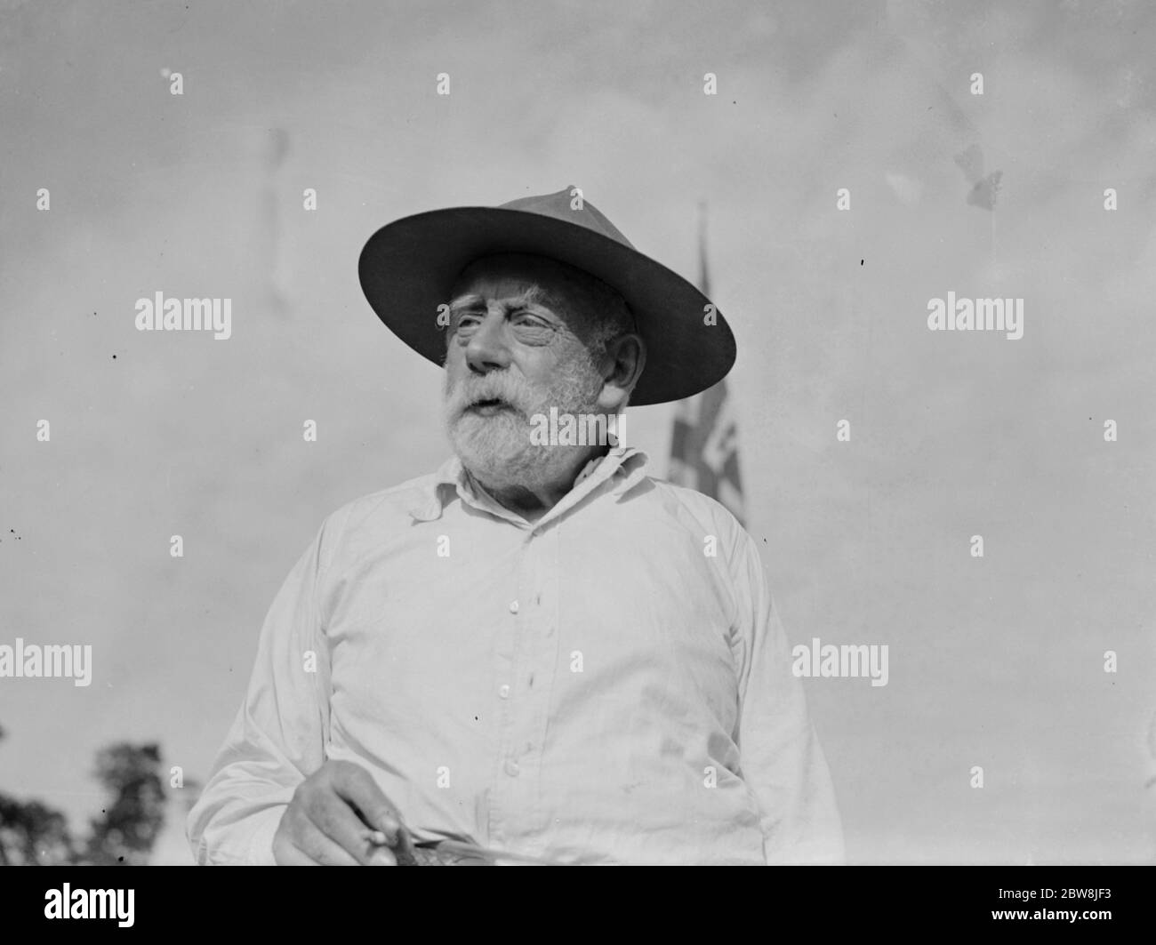 Captain Pock nel campo , Footscray . Legione dei frontisti . 3 agosto 1937 Foto Stock