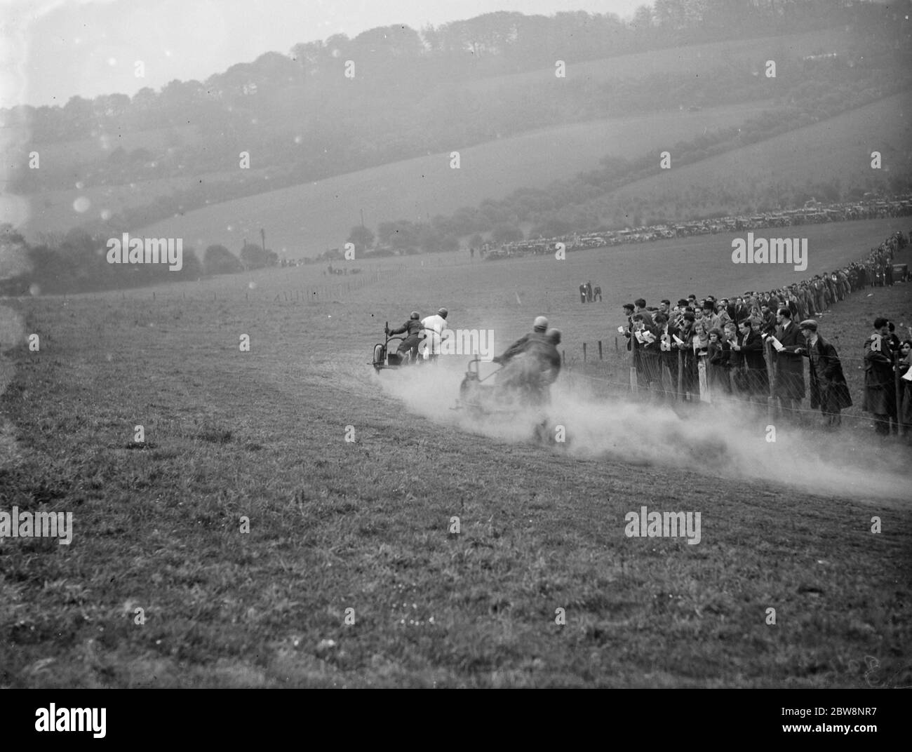 Le moto del sidecar di Speedway corrono a Bigginhill . 1936 Foto Stock