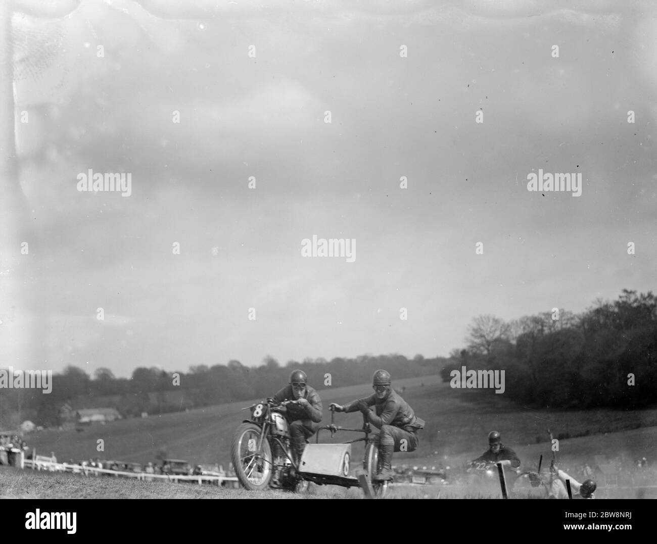 Le moto del sidecar Speedway corrono a Brands Hatch . 1936 Foto Stock