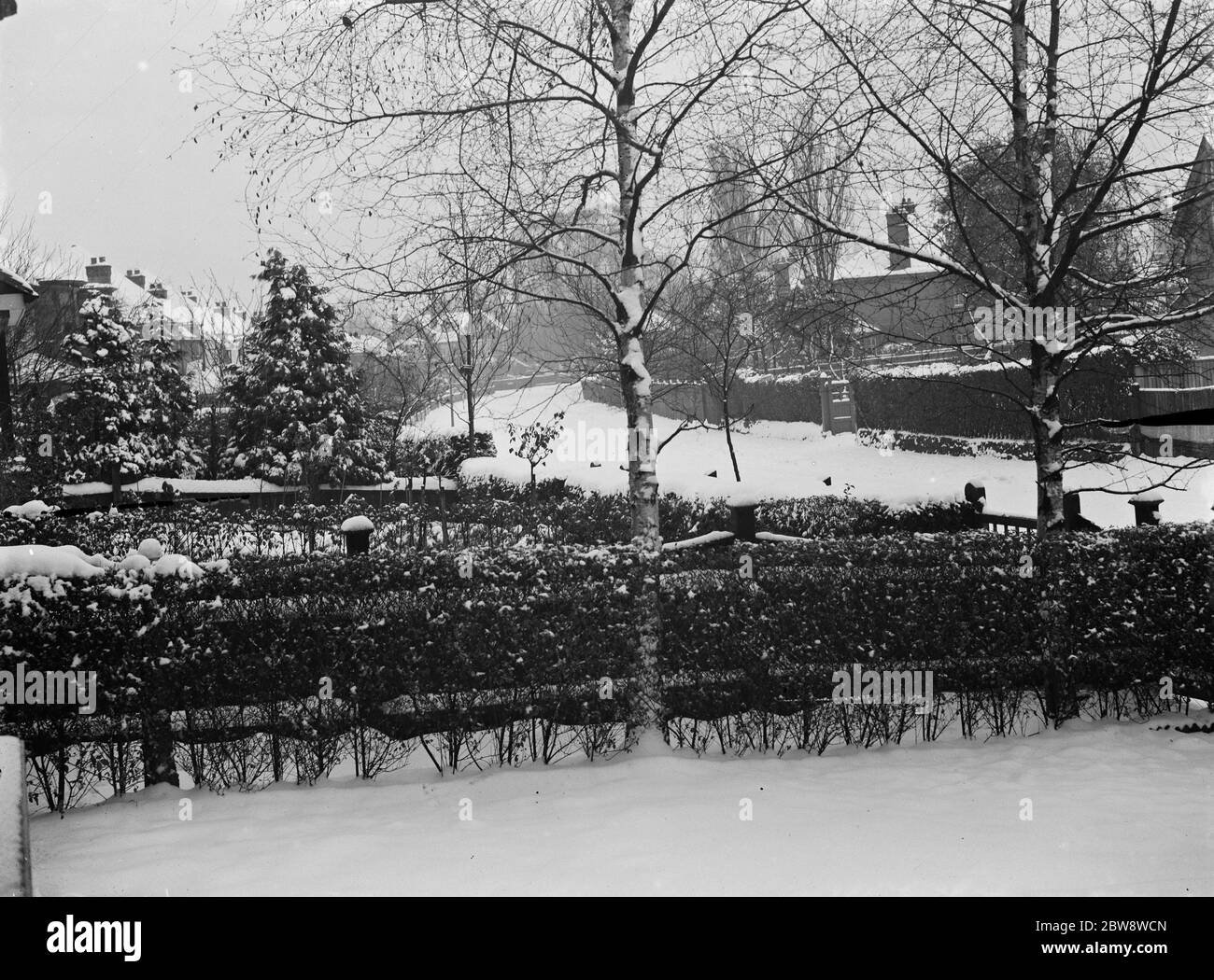 Scene di neve al numero 21 su Foots Cray Lane a Sidcup , Kent . 1938 Foto Stock