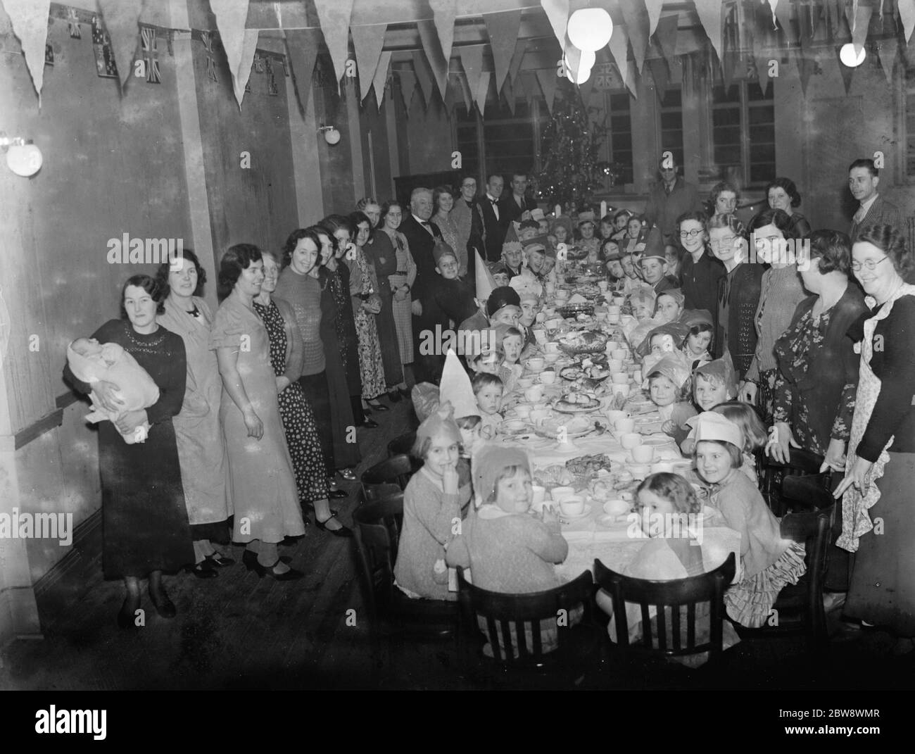 Festa per bambini al Club sportivo ideale a Chislehurst , Kent . 1937 Foto Stock