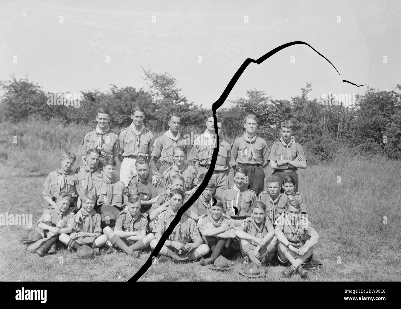 Ispezione Kent Scouts in preparazione del 5° World Scout Jamboree in Olanda che si svolge più tardi nel corso dell'anno . Una fotografia di gruppo . 6 giugno 1937 Foto Stock