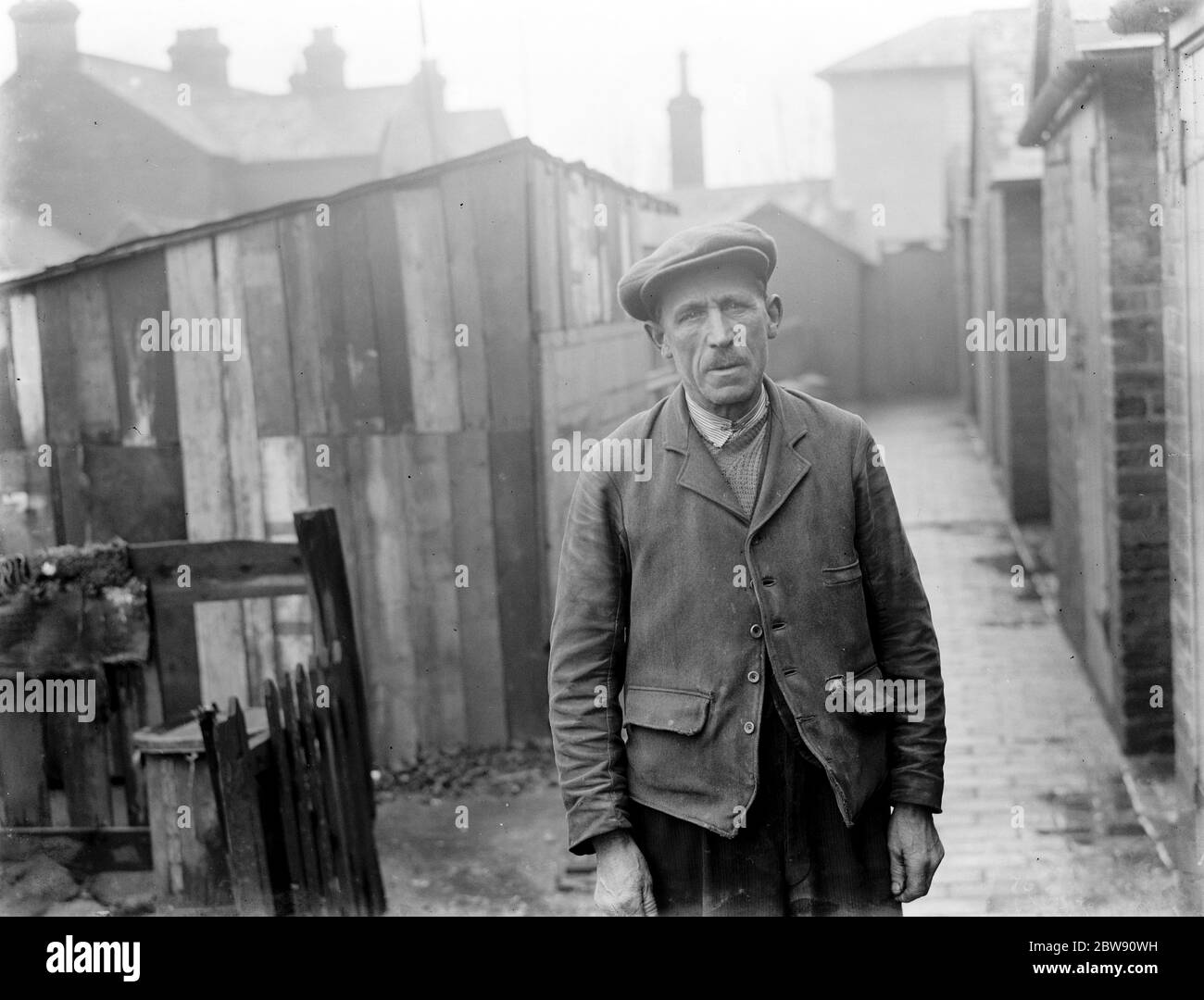 Il signor Brewer, che è stato attaccato da Bird . 1937 Foto Stock