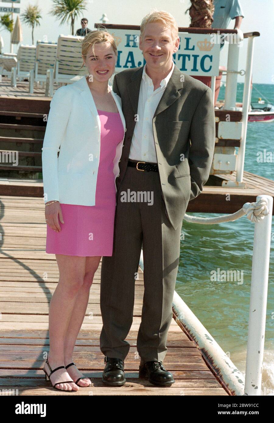 CANNES, FRANCIA. Maggio 1996: Attrice Kate Winslet & attore/regista Kenneth Branagh al 49esimo Festival di Cannes. Foto del file © Paul Smith/Caratteristiche Foto Stock