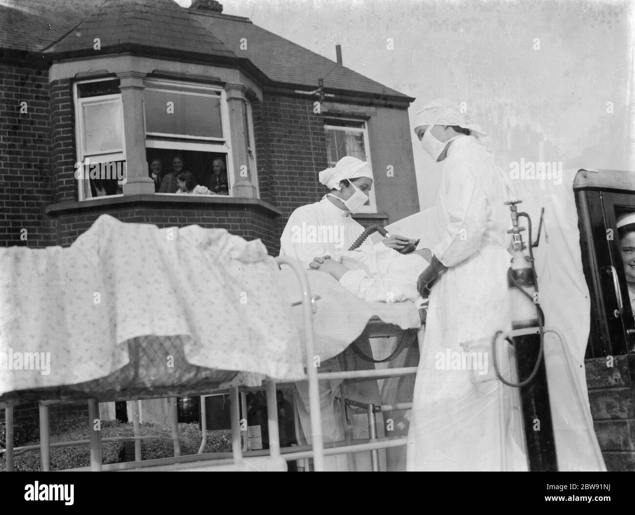 La mostra ospedaliera nella processione del Carnevale di Dartford nel Kent . 1939 . Foto Stock