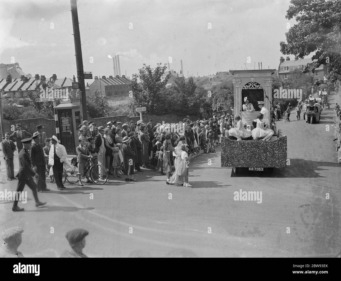 La processione del Carnevale di Gravesend nel Kent . 1939 . Foto Stock