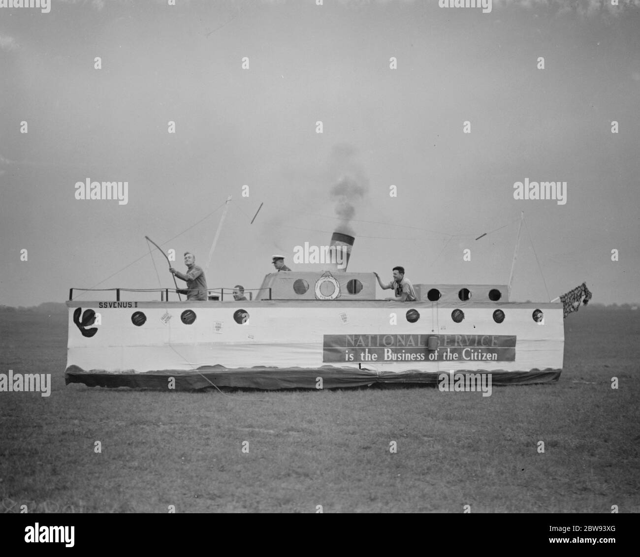 Un autocarro galleggiante sotto forma di nave di servizio nazionale. 1939 Foto Stock