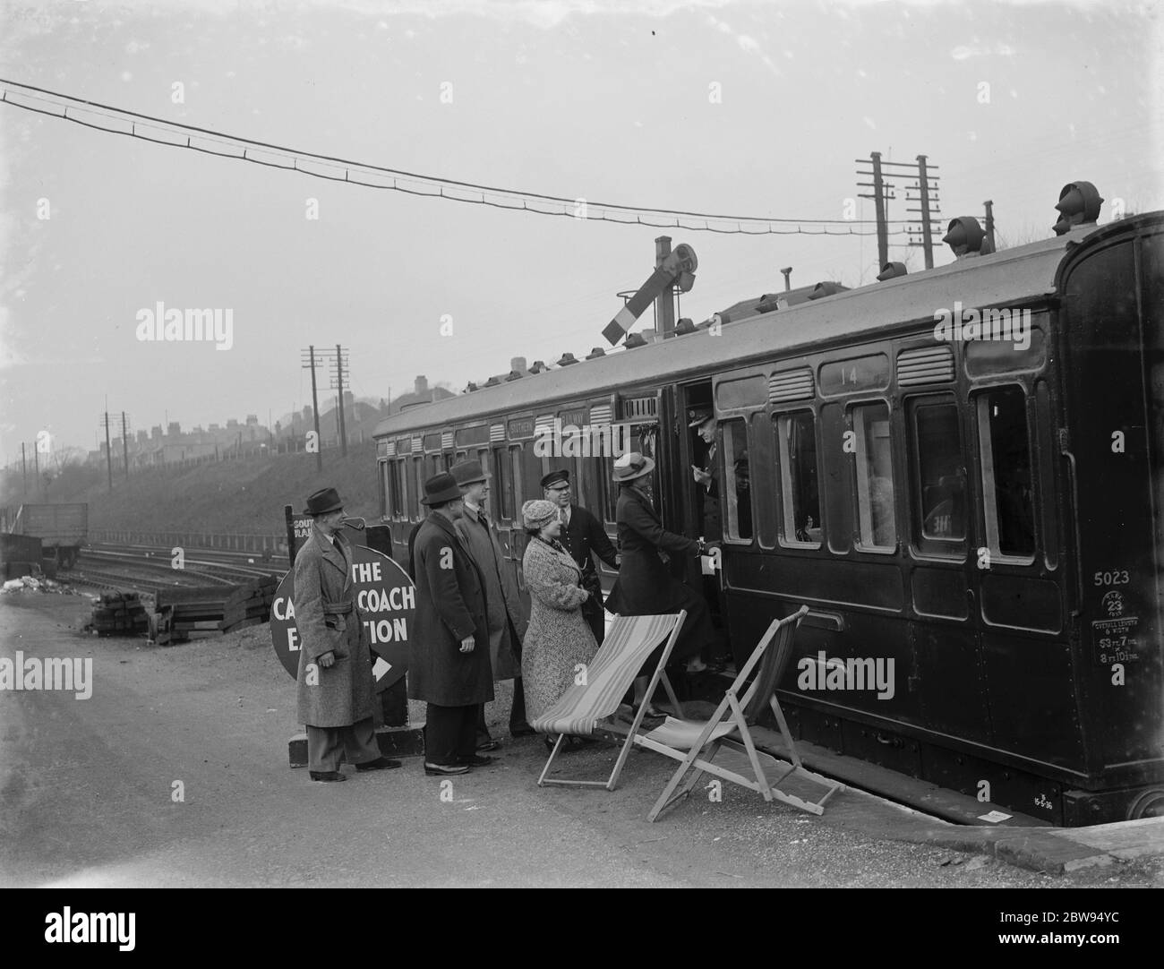 Una mostra di pullman da campeggio in carrozza , a New Eltham , Londra . 1937 Foto Stock