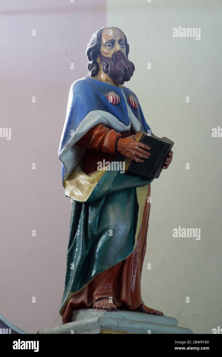 Statua di San Taddeo sull'altare maggiore della Chiesa di San Vito a Brdovec, Croazia Foto Stock
