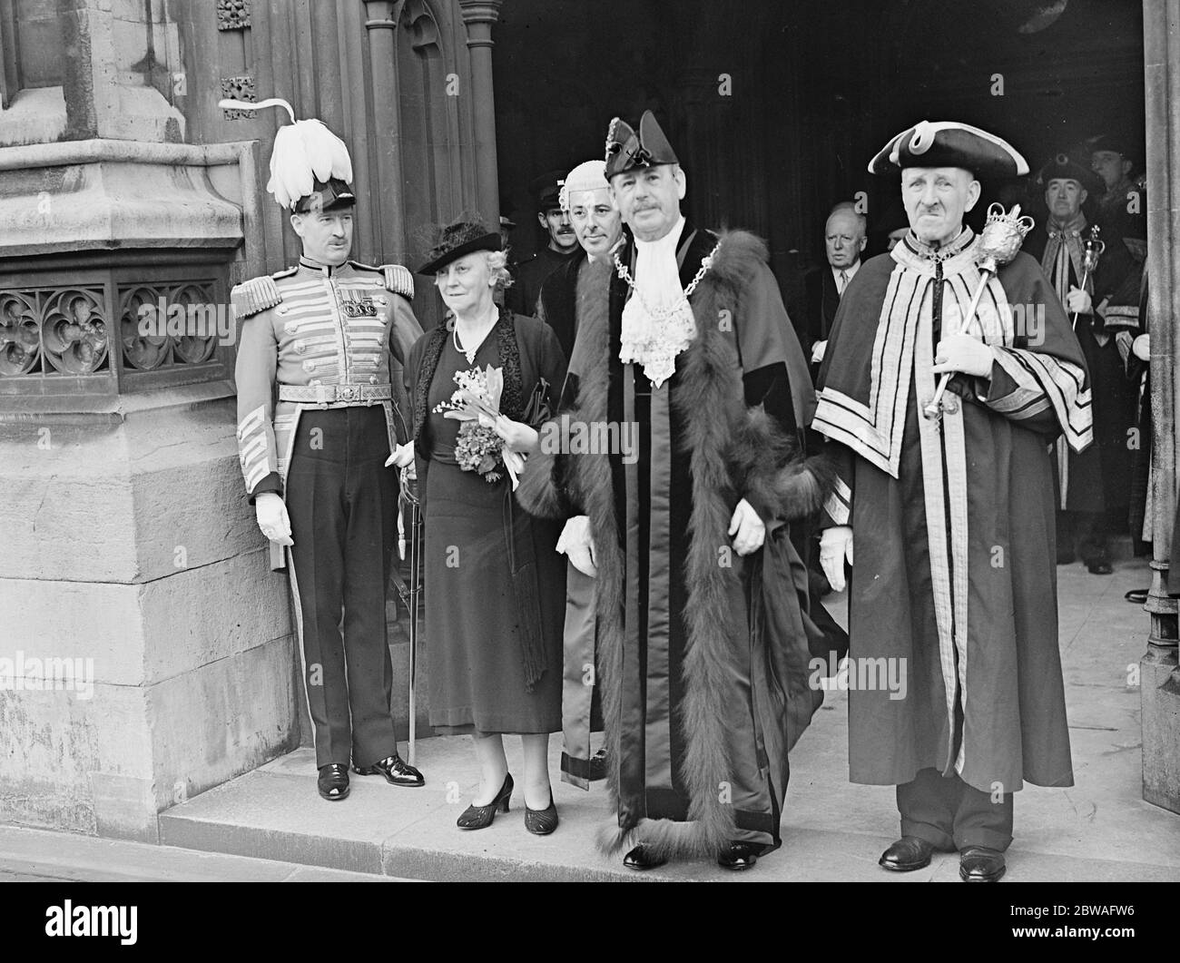 Il Signore Sindaco eletto , Sir Frank Bowater con Lady Bowater visto oggi alla Camera dei Lord dopo essere stato ricevuto dal Signore Cancelliere . 12 ottobre 1938 Foto Stock