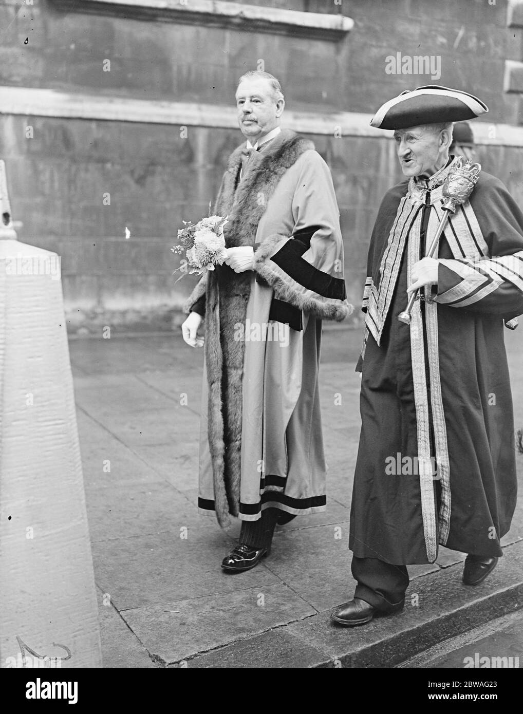 Elezione del nuovo Sindaco Lord di Londra . Al servizio alla Chiesa di St Lawrence Jewry , Londra , il Sindaco eletto Signore , Sir Frank Bowater in processione . 29 settembre 1938 Foto Stock