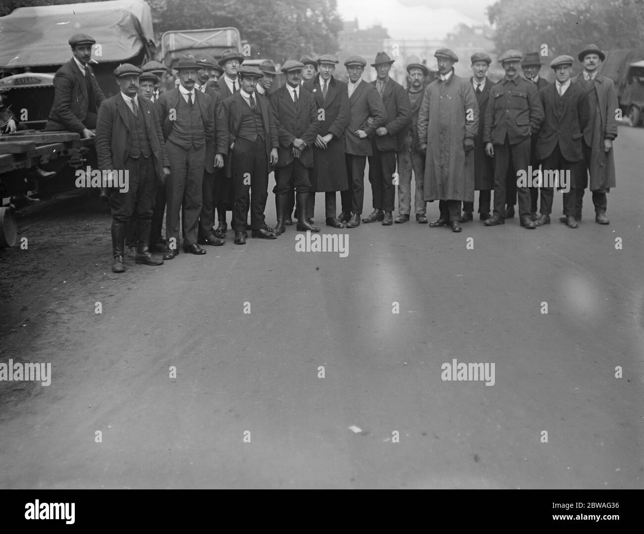 La Grande ferrovia Sciopero gli autocarri in Hyde Park e i loro conducenti 1920 Foto Stock