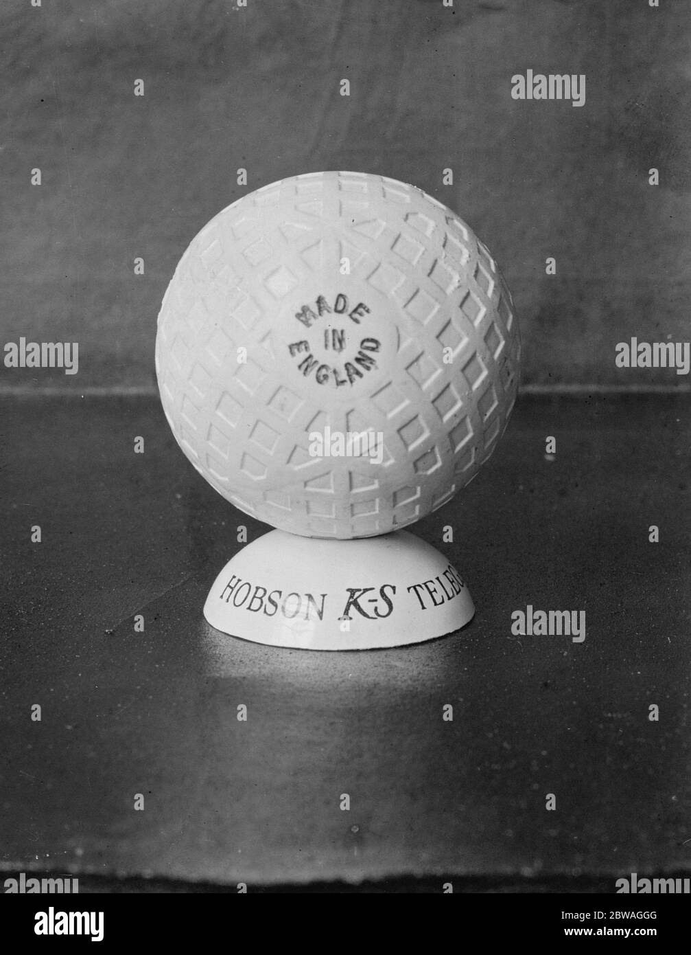 Una palla da golf fatta in Inghilterra maggio 1931 Foto Stock