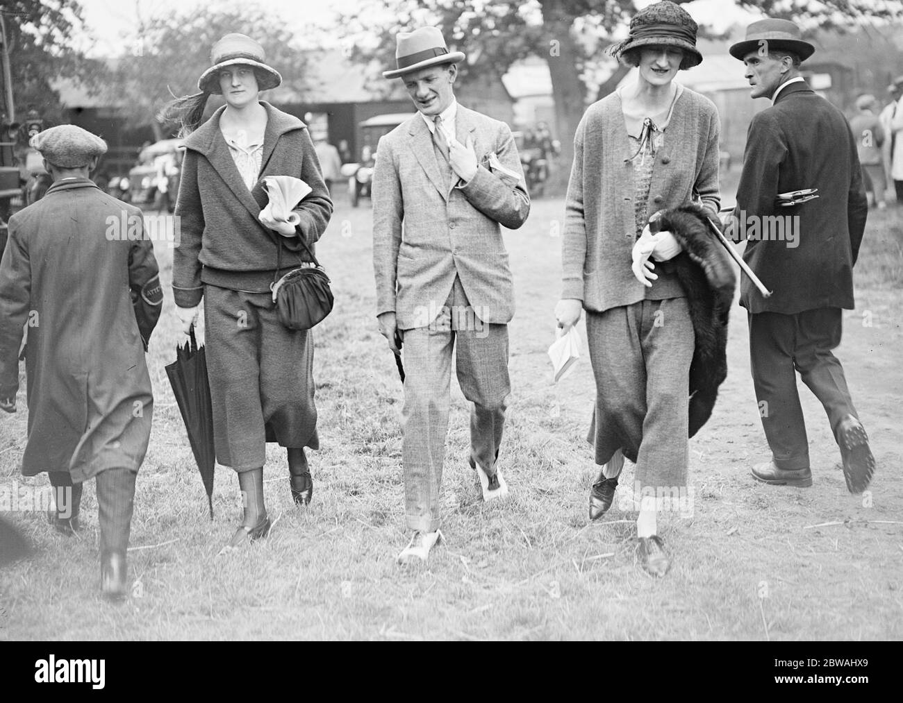 Tunbridge Wells e le contee del Sud Est mostrano a Tunbridge Wells Hon Sylvia Portman con Lord Henry Nevill 26 luglio 1923 Foto Stock