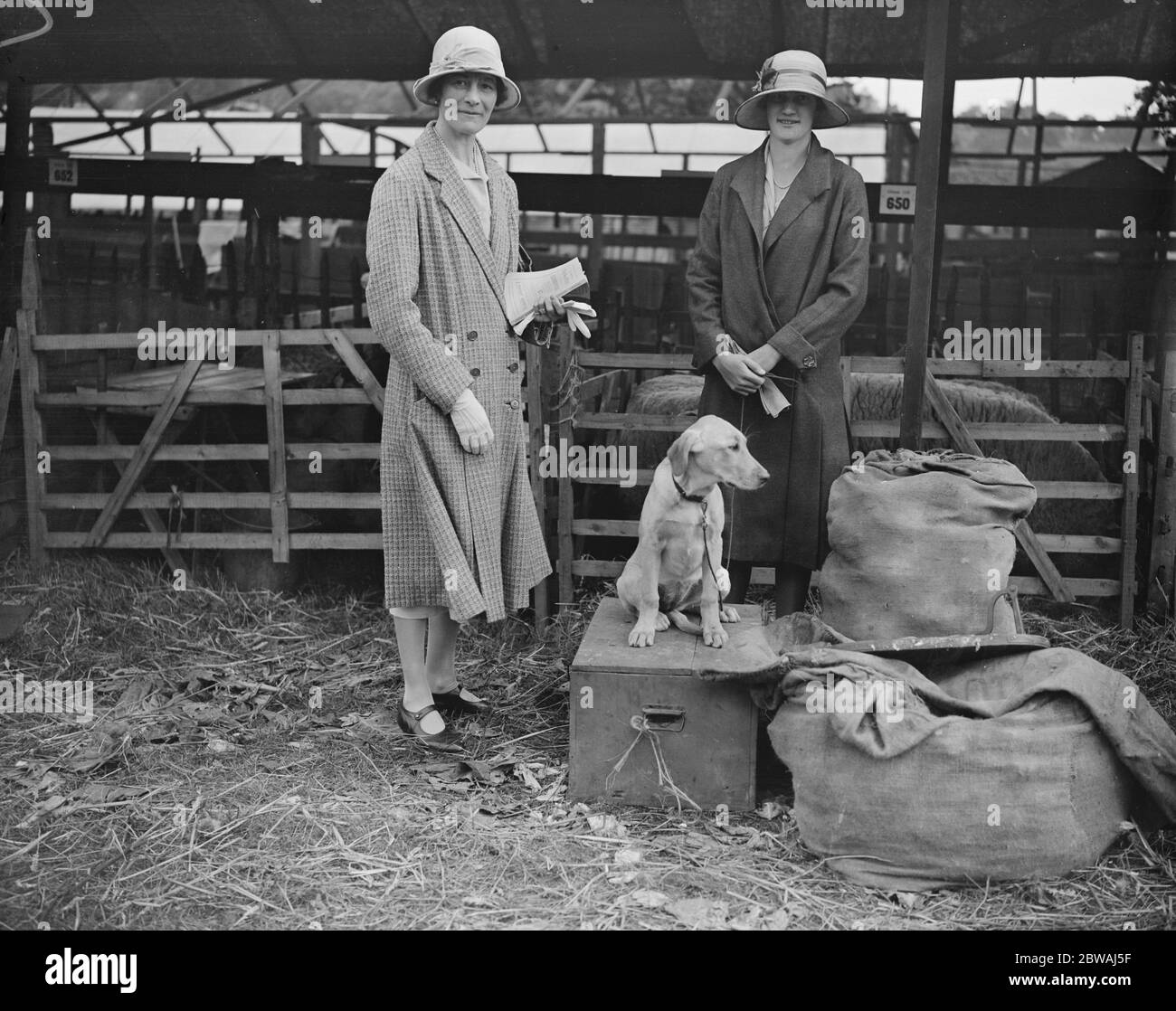 Tunbridge Wells e le contee del Sud Est mostrano a Tunbridge Wells Lady Guliford e sua figlia, Hon Cynthia North 21 luglio 1926 Foto Stock