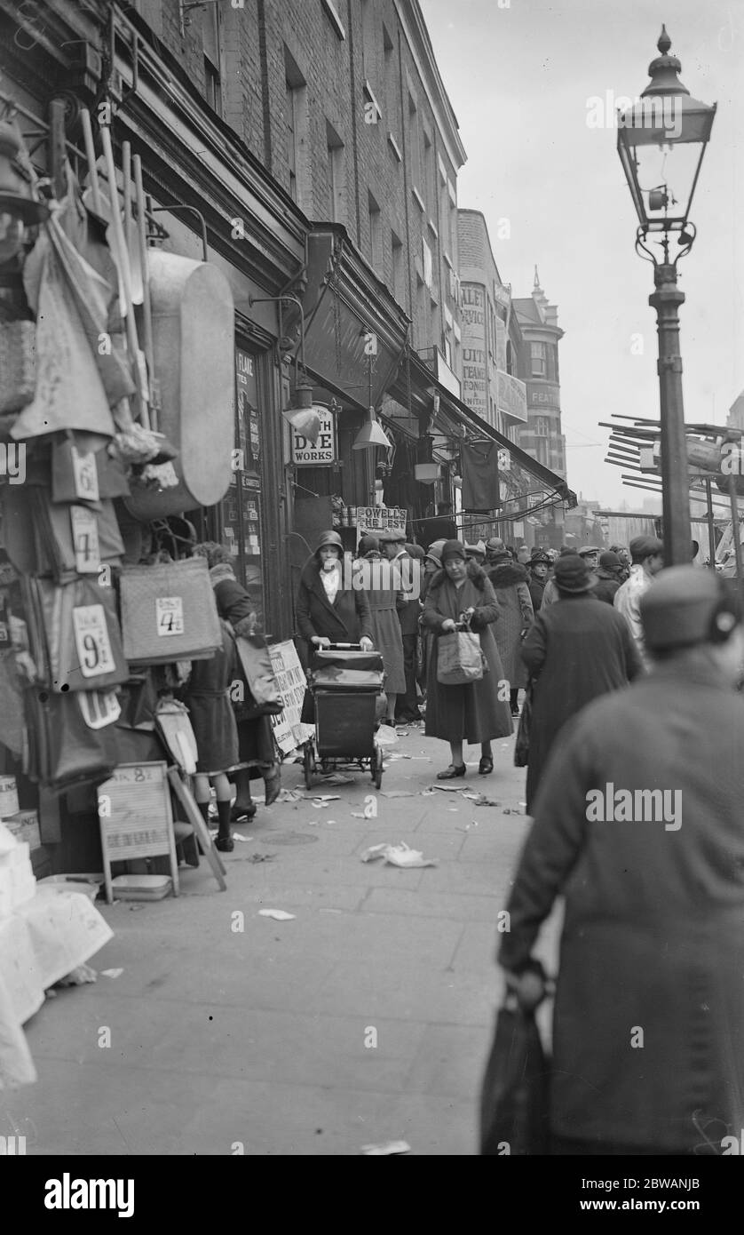 Londra - la scena tipica del mercato di strada, Lambeth Walk 18 Ottobre 1932 Foto Stock