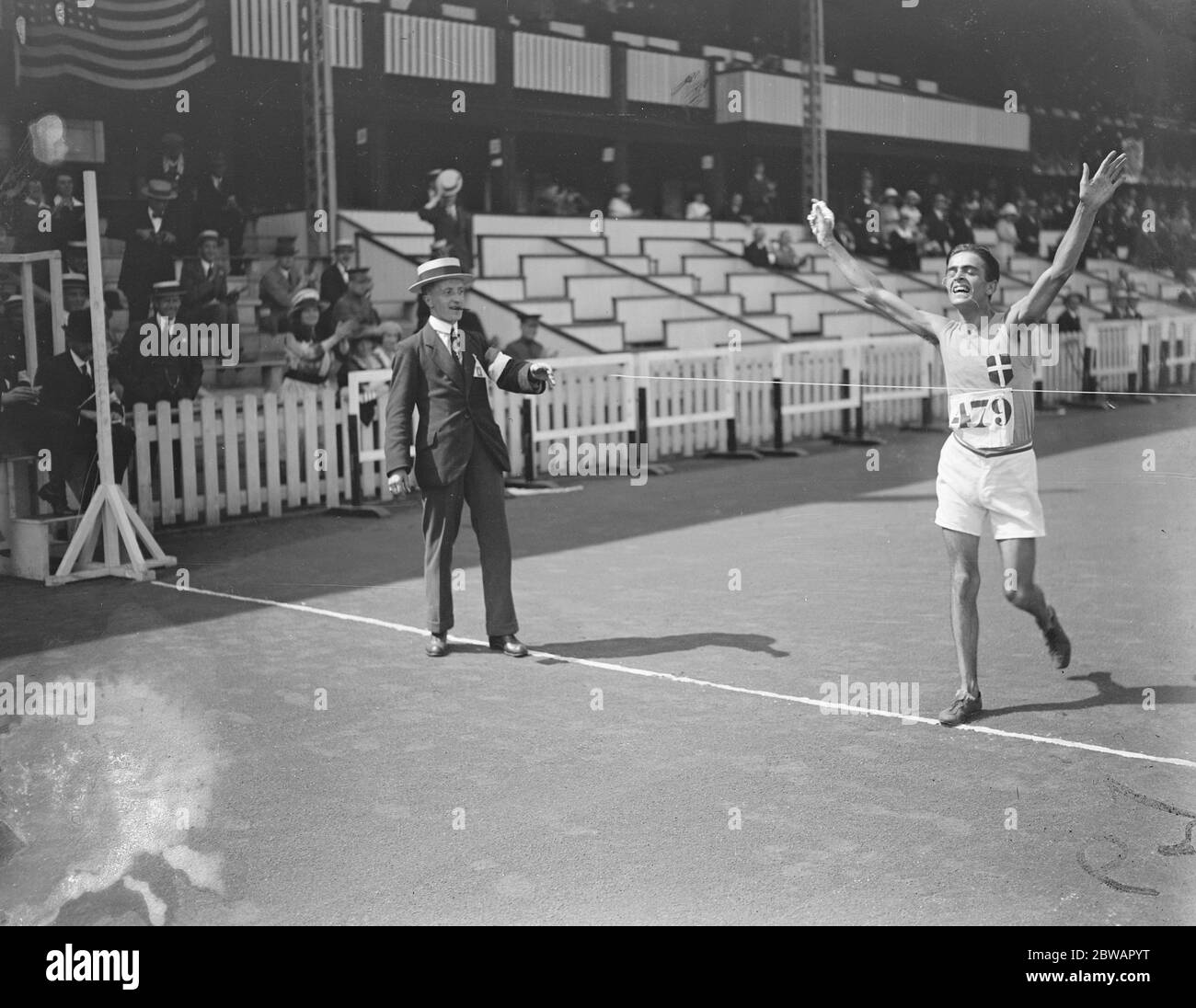 Olimpiadi di Anversa Ugo Frigerio , Italia vincitrice della finale di 19 metri di corsa a piedi 1920 agosto 10,000 Foto Stock