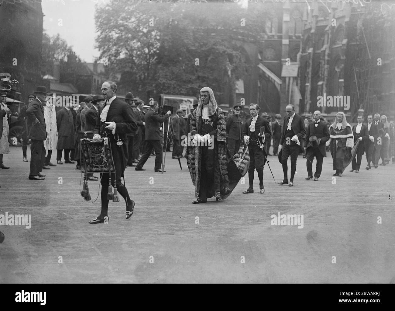 Riapertura dei tribunali il Cancelliere del Signore nella processione 12 ottobre 1921 Foto Stock