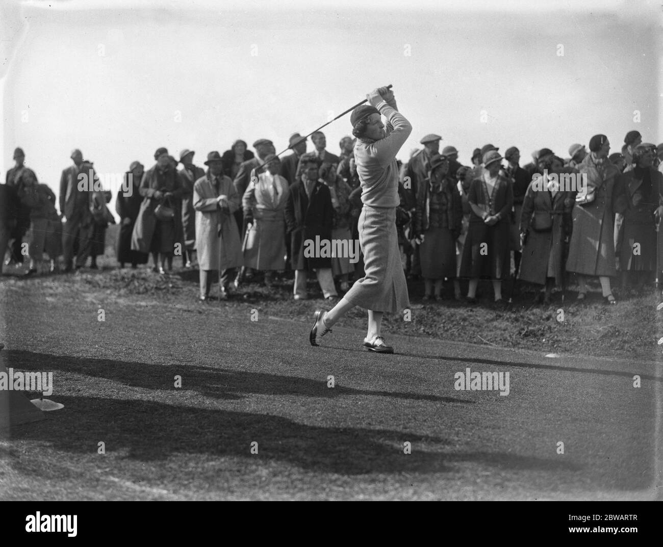 Ladies Golf Union English Ladies Close Golf Championship al Seacroft Golf Club , Skegness . Miss Phyllis Wade ( Ferndown ) in azione sul corso . Foto Stock
