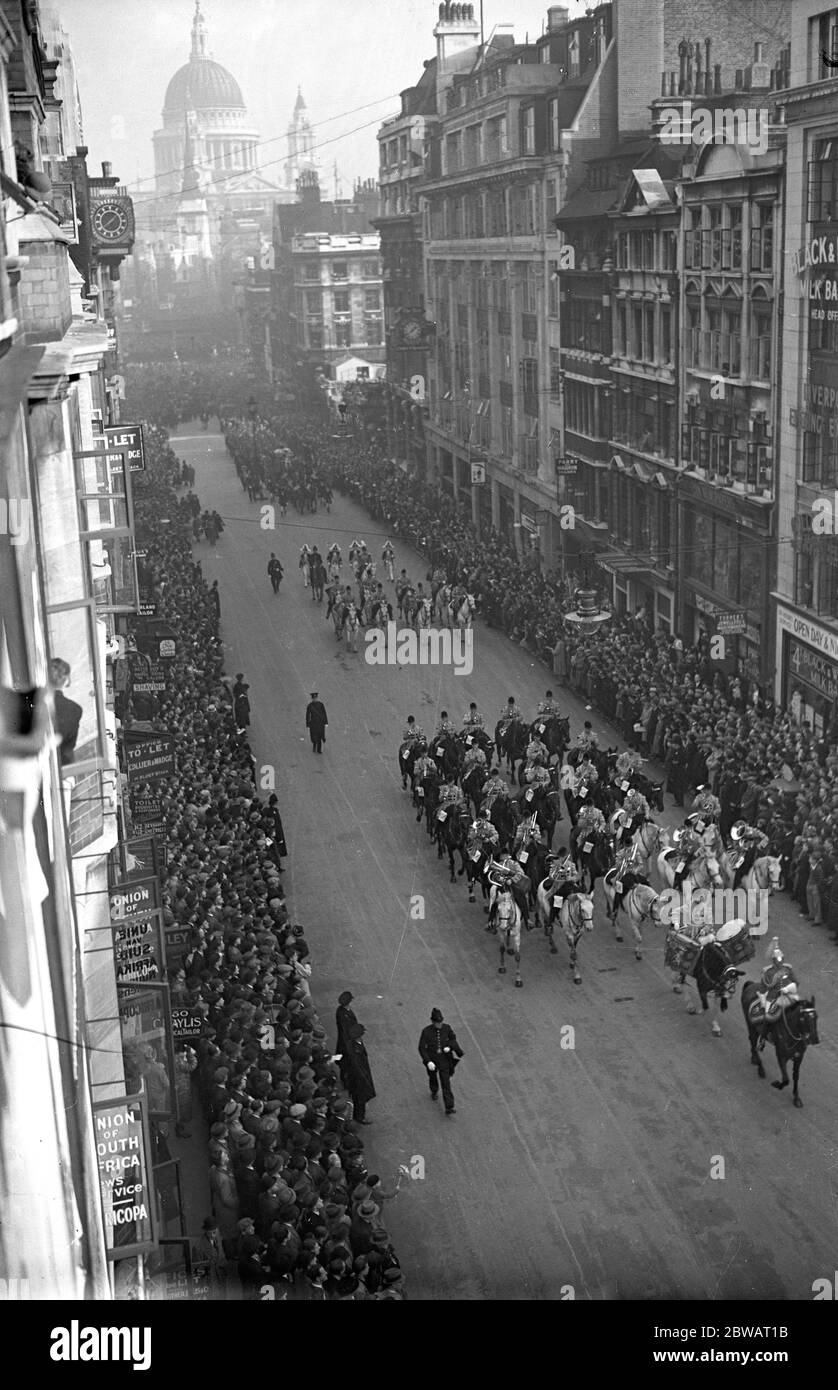 Lo spettacolo del Sindaco del Signore . La processione sulla sua strada giù Fleet Street , Londra . 9 novembre 1936 Foto Stock