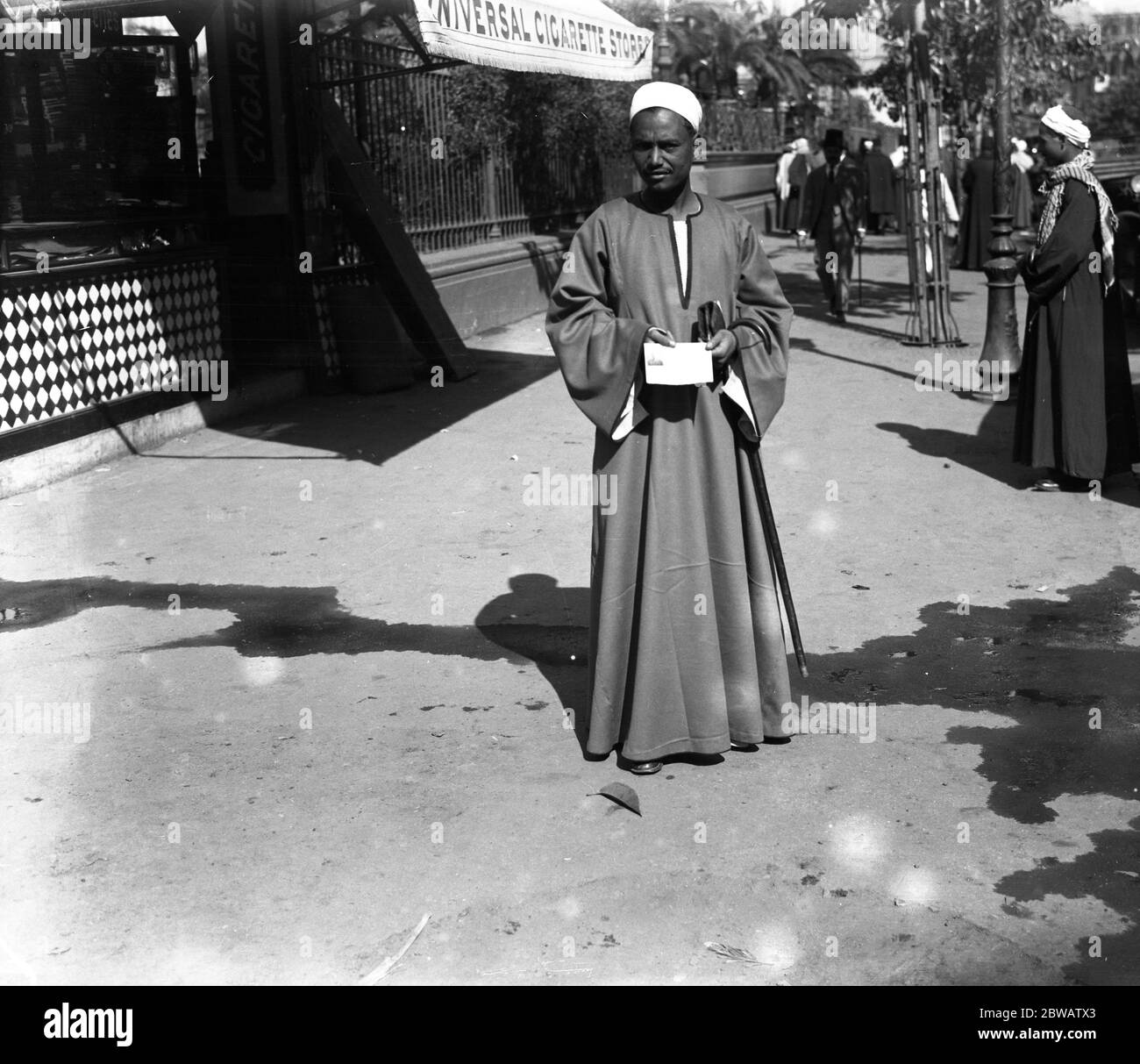 Un tipico dragomano ( interprete ) al Cairo , Egitto . anni 20 Foto Stock