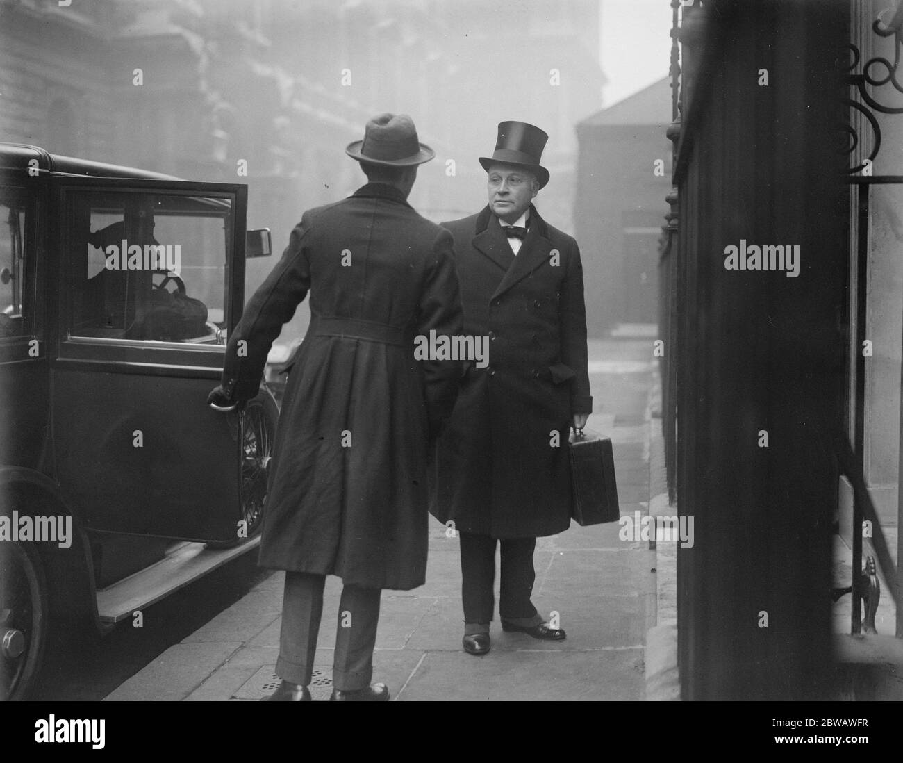 Consiglio di governo considerare la Conferenza di Genova il Gabinetto si è riunito oggi per esaminare la situazione europea con particolare riferimento alla Conferenza di Cannes e al prossimo incontro a Genova . Sir Hamar Greenwood in arrivo il 18 gennaio 1922 Foto Stock